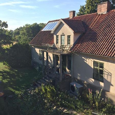 Stora Mellings Gard Bed & Breakfast Klintehamn Exterior photo
