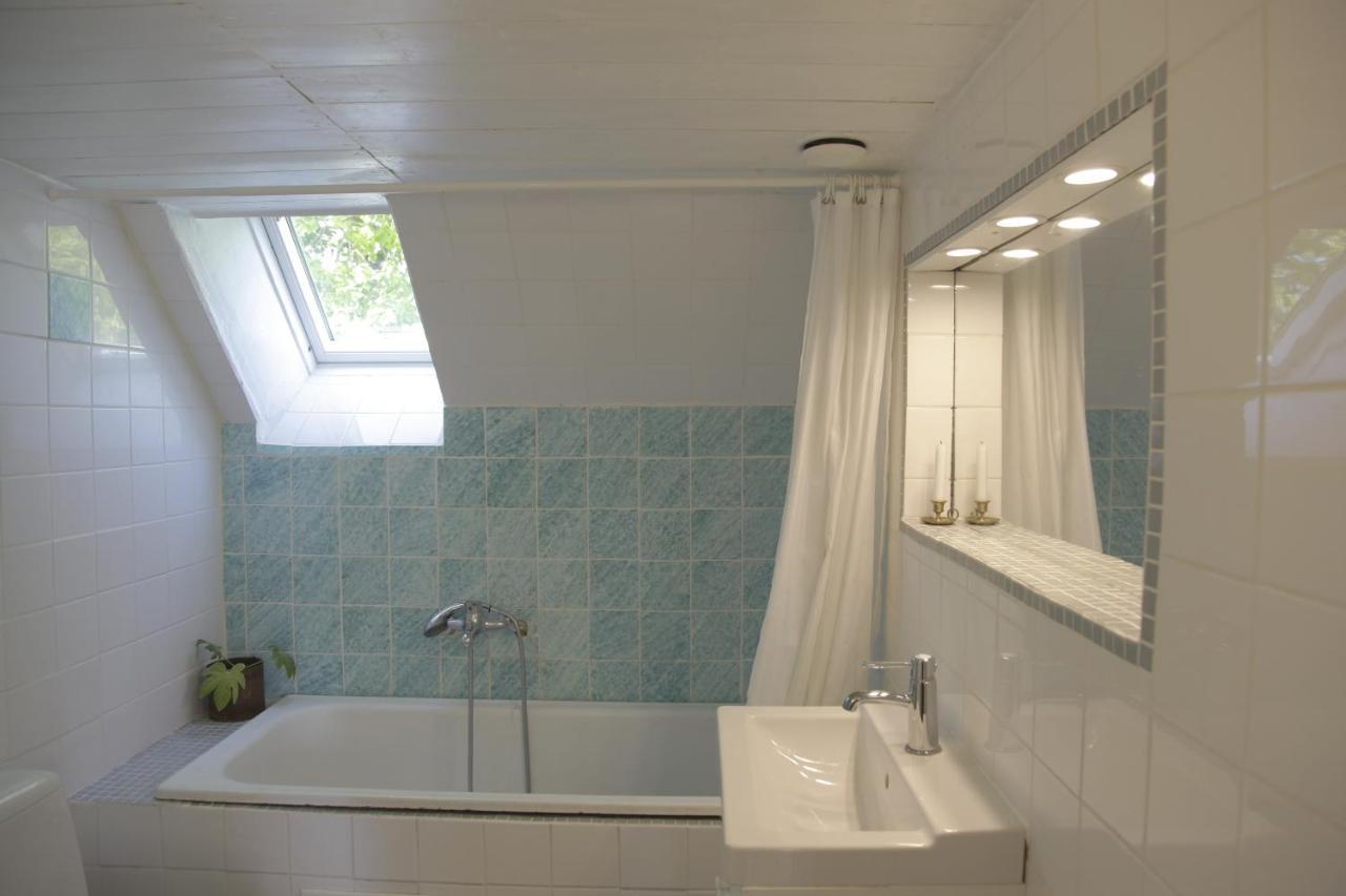Stora Mellings Gard Bed & Breakfast Klintehamn Exterior photo